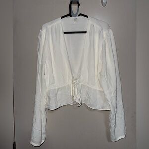 Aritzia Sunday Best “New Cropped” Tie Blouse
